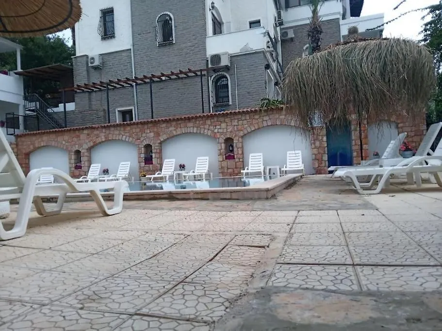 Cozy And Central Apartment With Shared Pool Near Beach In Bodrum 0*,  Turcja